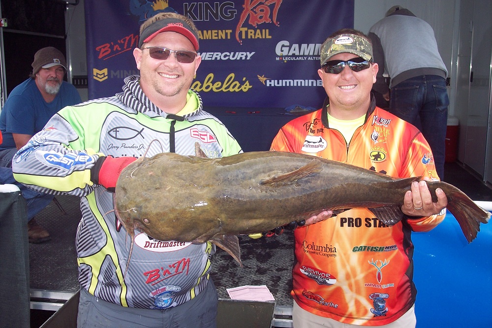 Team Pounders win Cabela’s King Kat Tournament on Old Hickory