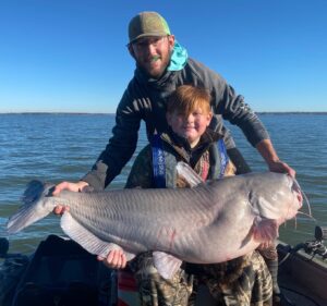 Whitenton took this young man on a birthday trip. The result was a nice Lake Tawakoni blue cat that was just a couple of pounds shy of the youth lake record.