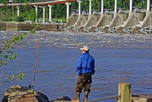 Tips for Bank-Fishing in Tailwaters - Catfish Now