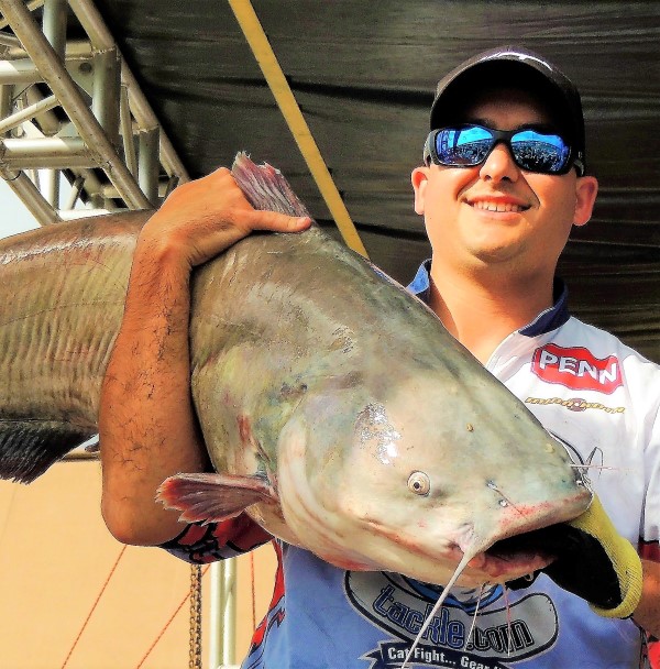 Catfish Basics #028 – Give Tournament Fishing a Try – Jonathan