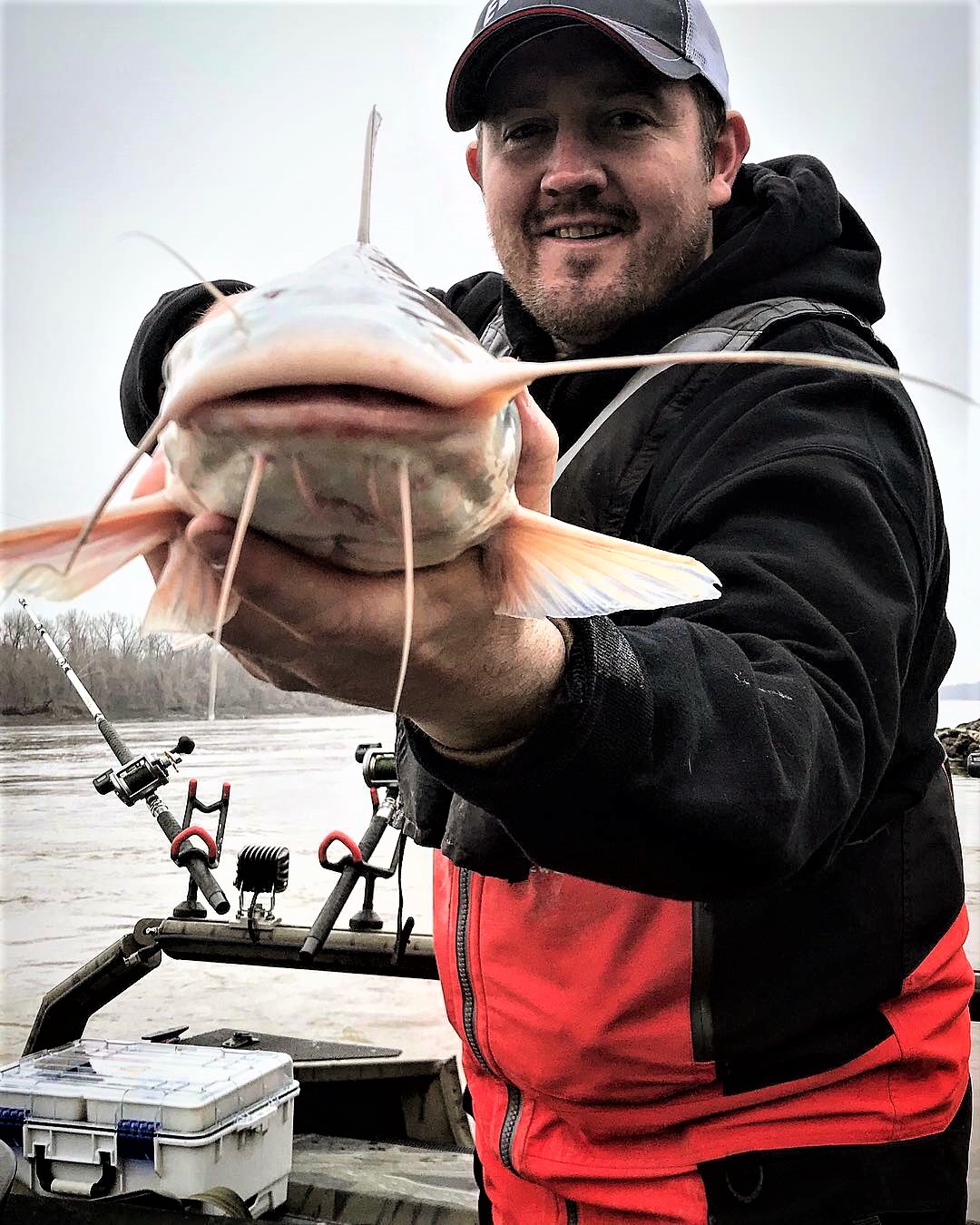 How to Fish the Missouri River in the Winter - Catfish Now