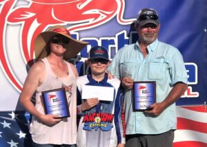 When Lisa started the North Alabama Catfish Trail she set a high priority on recognizing youth and lady anglers at each event in a family-friendly atmosphere. The third place team at Guntersville had both a youth and lady angler. 