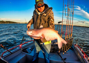 Chad Ferguson on Catfish Edge has figured out the best sinker style for each of the techniques he regularly employs. For drifting and dragging, he uses homemade snagless sinkers. Chad Ferguson photo.