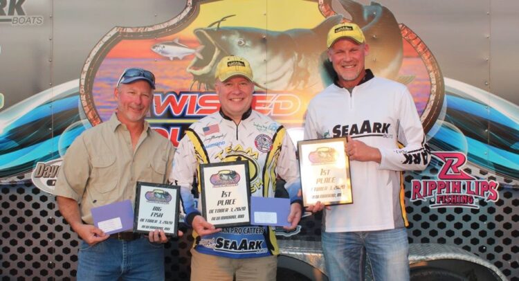 Fishing, catfish, blue catfish, flathead, channel, tournament, bumping, New Madrid, MO, Missouri, Mississippi River, SeaArk Boats, BnM Poles, Driftmaster Rod Holders, Alex Nagy, Twisted Cat Outdoors