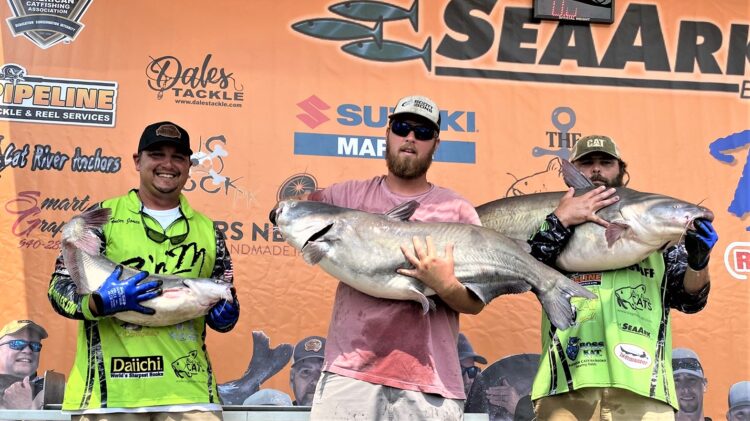 Tags: Intermediate, catfish, blue catfish, flathead, channel, tournament, The CatMasters, Caruthersville, MO, Mississippi River, Grizzly Jigs, BnM Poles, SeaArk Boats, Adam Long, Hunter Jones, Roy Harkness, Bill Dance, Bryan St Alma, Ty CatfishNOW