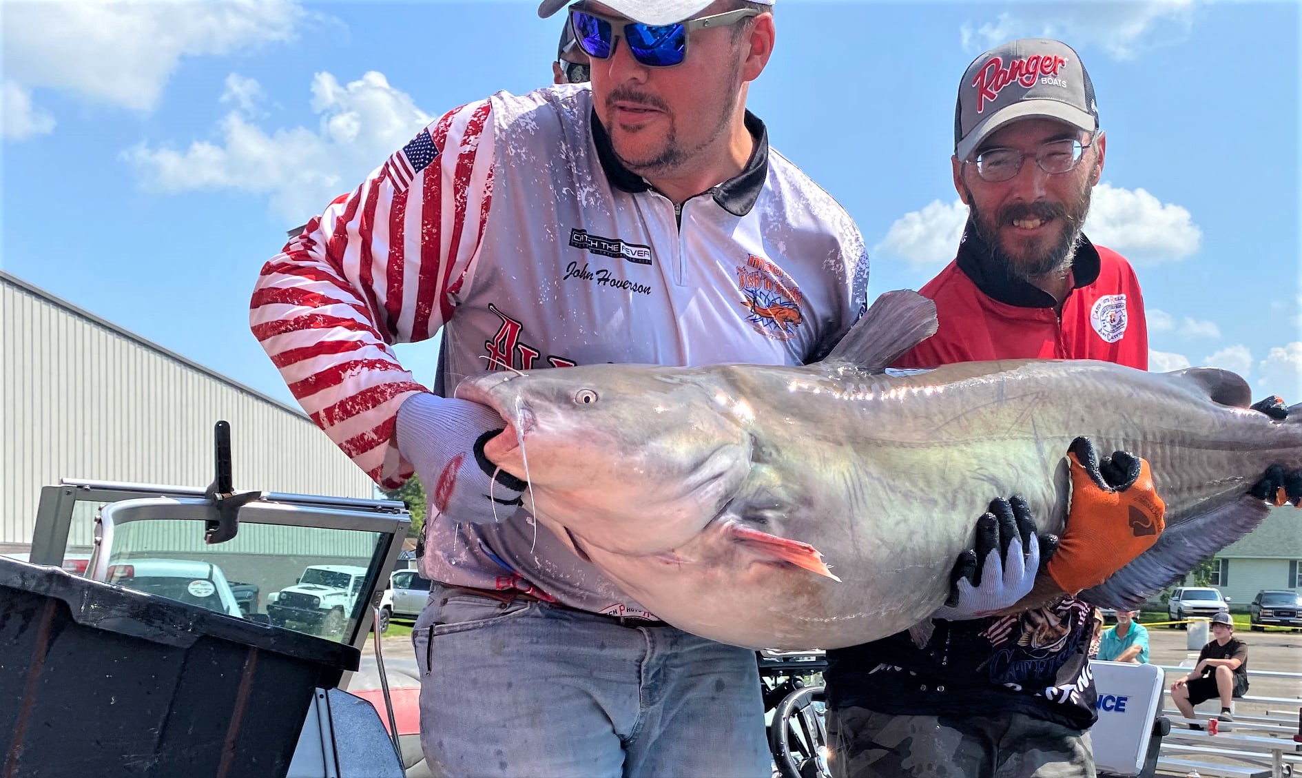 Tags: Intermediate, catfish, blue catfish, flathead, channel, tournament, The CatMasters, Caruthersville, MO, Mississippi River, Grizzly Jigs, BnM Poles, SeaArk Boats, Adam Long, Hunter Jones, Roy Harkness, Bill Dance, Bryan St Alma, Ty CatfishNOW