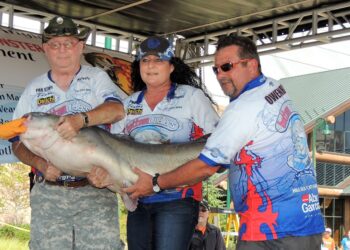 Big fish at Mississippi River Monsters is a family affair
