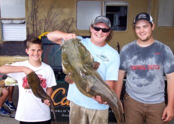 Stephens, Stephens and Diehl win King Kat on the Rock