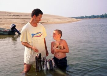 8 Ways to Make Family Catfishing Trips Unforgettable for Kids