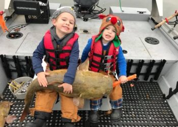 3 Conservation Tips to Teach Young Anglers