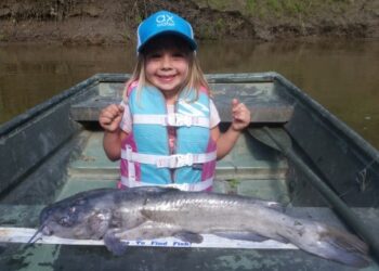 Dippin’ Bait with the Miller Girls