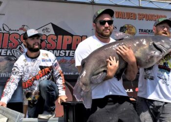 catfish, tournament, Mississippi River Monsters, MRM, Memphis, Tennessee, Mississippi River, Big Muddy, bumping, anchoring, current, skipjack, George Young Jr., Bill Dance, Thomas Dollens, Kelly Marietta