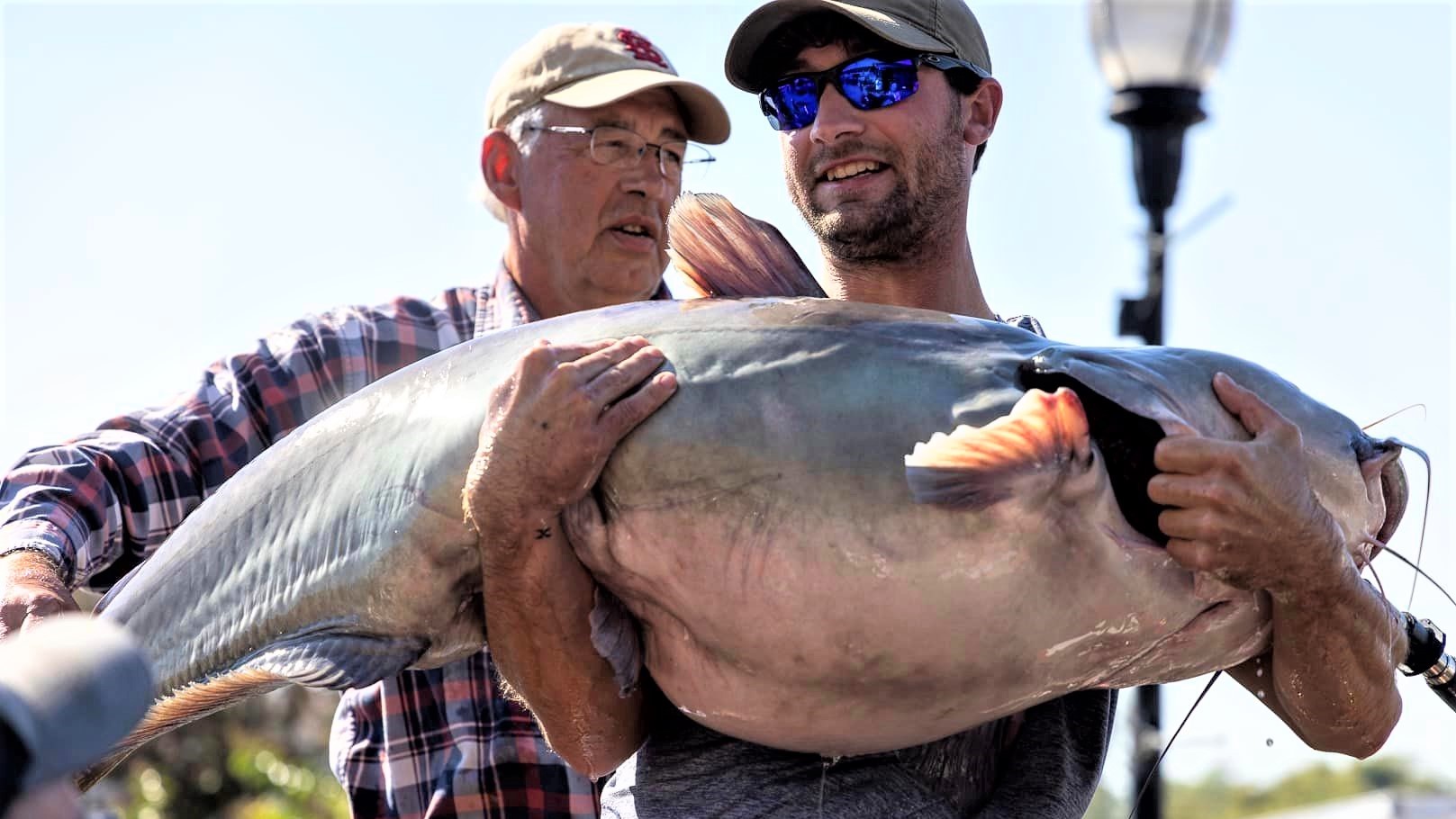 Fishing, catfish, blue catfish, flathead, channel, tournament, bumping, Crystal City, MO, Missouri, Mississippi River, SeaArk Boats, BnM Poles, Driftmaster Rod Holders, Alex Nagy, Twisted Cat Outdoors, Christian McWaters, Mike Mitchell, Jimmy Burton, John Troutt, Clint Tanner, Bill Tanner, Daryl Masingale, Jason Masingale, Hunter Jones, Chris Stout, Fonzie Malaikham, Jerry Whitehead