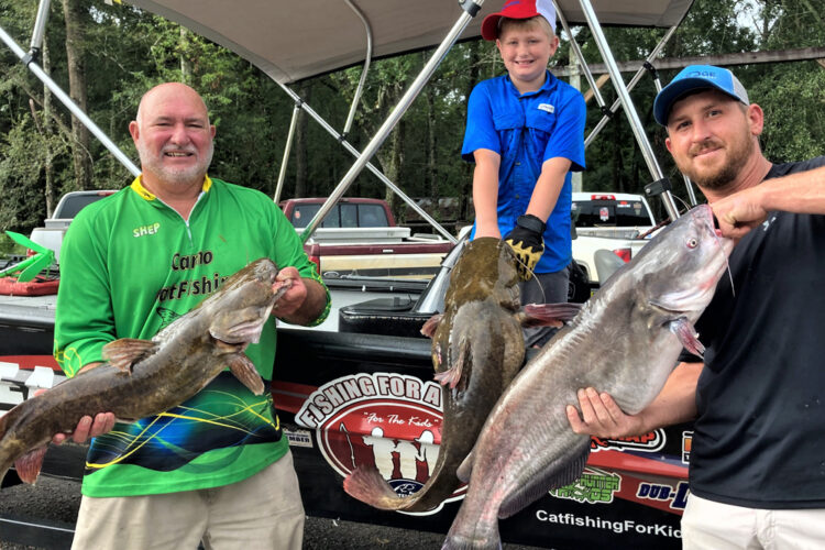 Thomas Shepard participated in the Bad Cat Classic with Brandon and Blake Sasser. They pulled off a second-place finish.