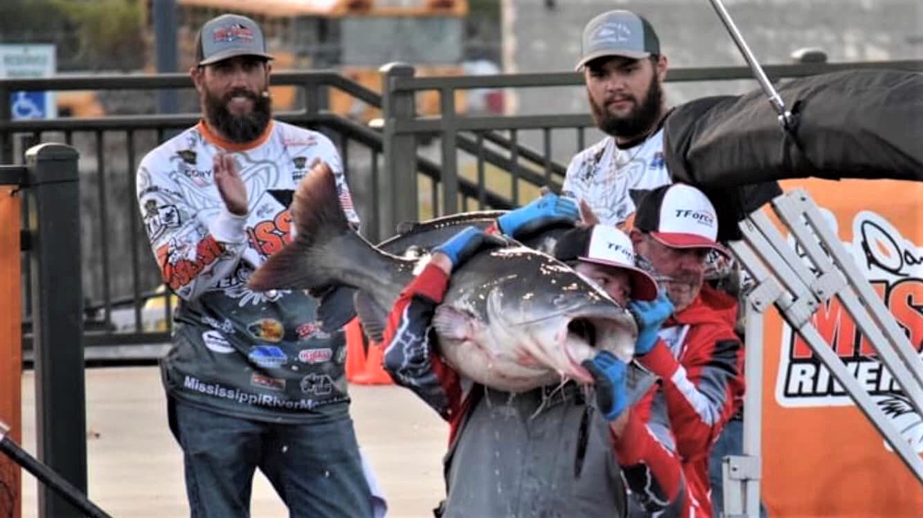 catfish, tournament, Mississippi River Monsters, MRM, Helena, Arkansas, Mississippi River, Big Muddy, bumping, anchoring, current, skipjack, George Young Jr., Nooner Hall