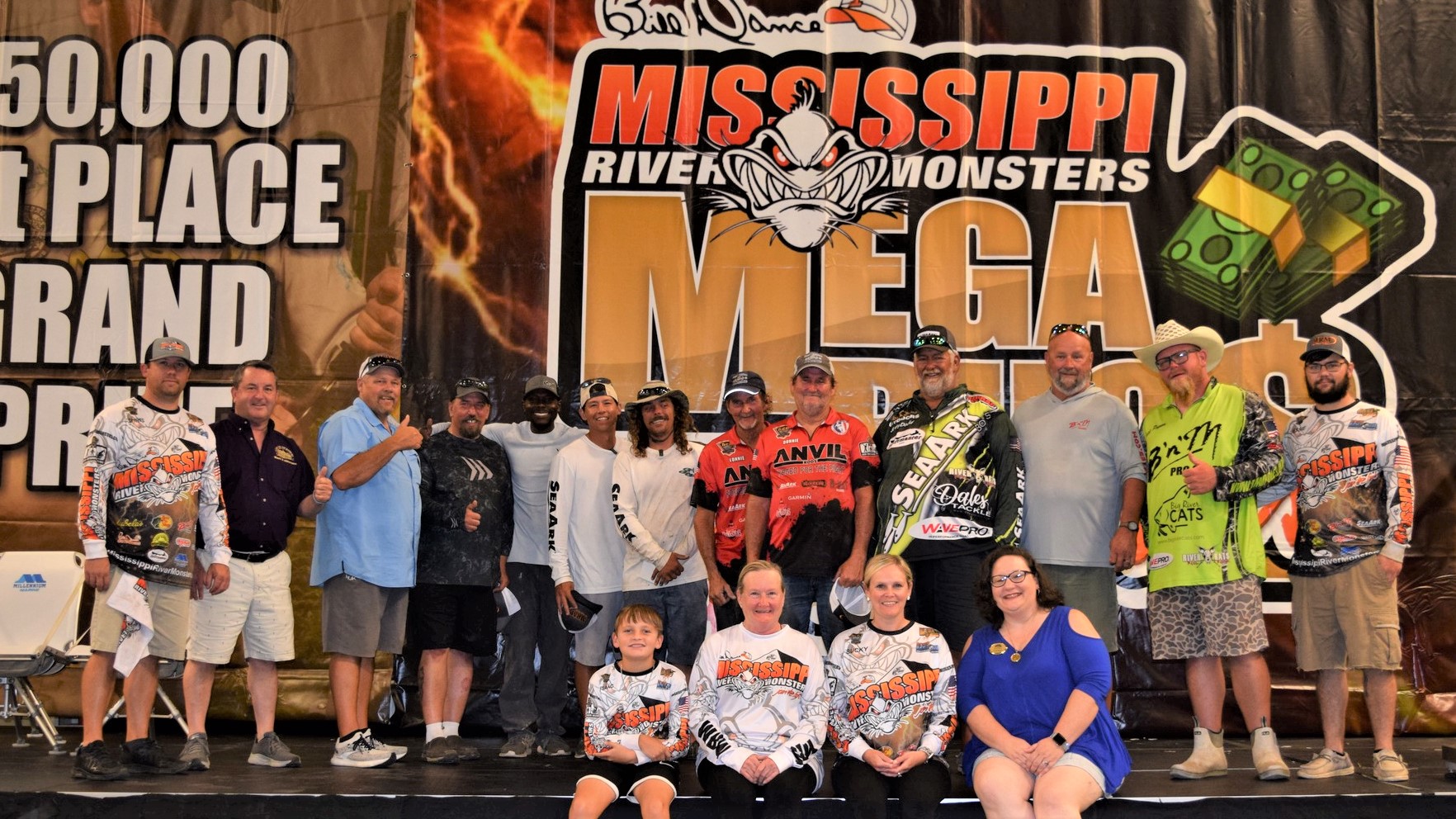 catfish, tournament, Mississippi River Monsters, MRM, Vicksburg, MS, Mississippi River, Big Muddy, bumping, anchoring, current, skipjack, George Young Jr., Lonnie Fountain, Donnie Fountain, Casey Tutorow, Andrew Han, Jeff Dodd, Randy Dodd, Cedric Poynor, Thomas Walker, Dee Young, Larry Muse, David Shipman, Phil King, Bruce Paulk, Chris Stout, Hunter Jones, Adam Cook, Jay Berns, John Berglund, Eddie Henney, Jason Hamilton, Secody Howard, Matt Russell, Doug McAnally, Andy Needham, Richard Rackley, Chris Magness, Bryan Wayman, Secody Howard, Arron Churchwell