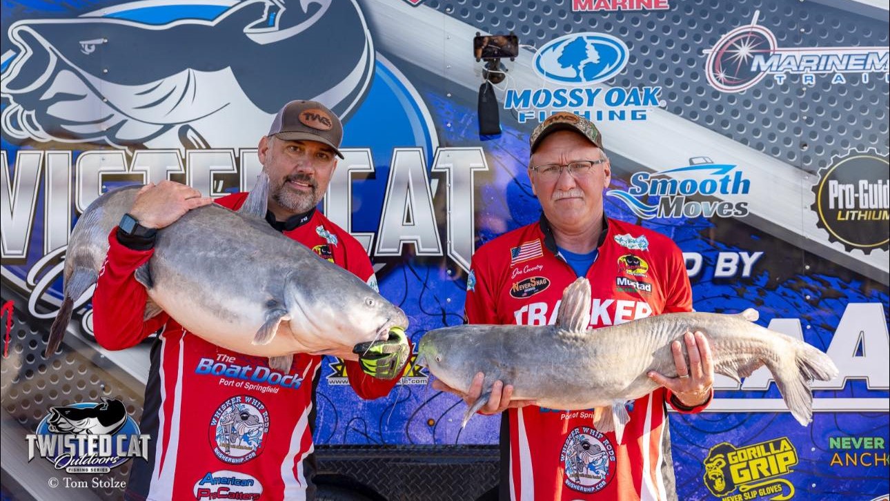 intermediate, catfish, catfishing, SeaArk Boats, Twisted Cat Outdoors, Alex Nagy, Tom Stolze, Liz Nagy, Josh Weed, Marty Gerloff, Jordan Collins, Joseph Guinn, Robert Ostrander, Charles Scott, James Kachmar, Joe Ludkte, Joe Coventry, Mike Behne, Max Doubet, Tim Stookesberry, Mississippi River, Missouri River, Alton, IL