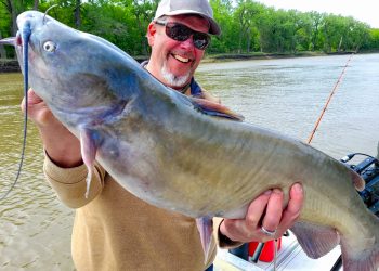 TV host Chad Koel holds a channel catfish that dreams are made of. It is a fish like this that sets expectations high, especially when it is on a television show.
