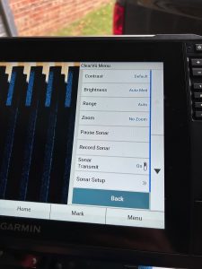 Anglers can control the magnification in the zoom menu found in the sonar menu. 