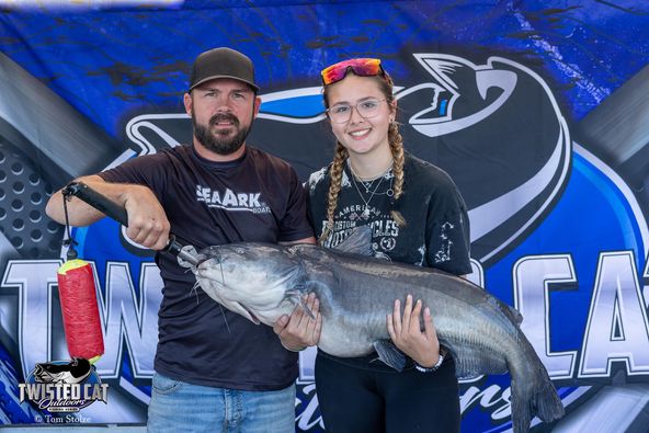 intermediate, catfish, catfishing, tom stolze photography, SeaArk Boats, Twisted Cat Outdoors, Alex Nagy, Liz Nagy, Tom Stolze, Chris Baldwin, Kyli Baldwin, Chris Baldwin, Kyli, Baldwin, Nolan Rummel, Joe Stringer, Brad Hoalt, Jocelyn Hoalt, J. T. Ray, Robert Robinson