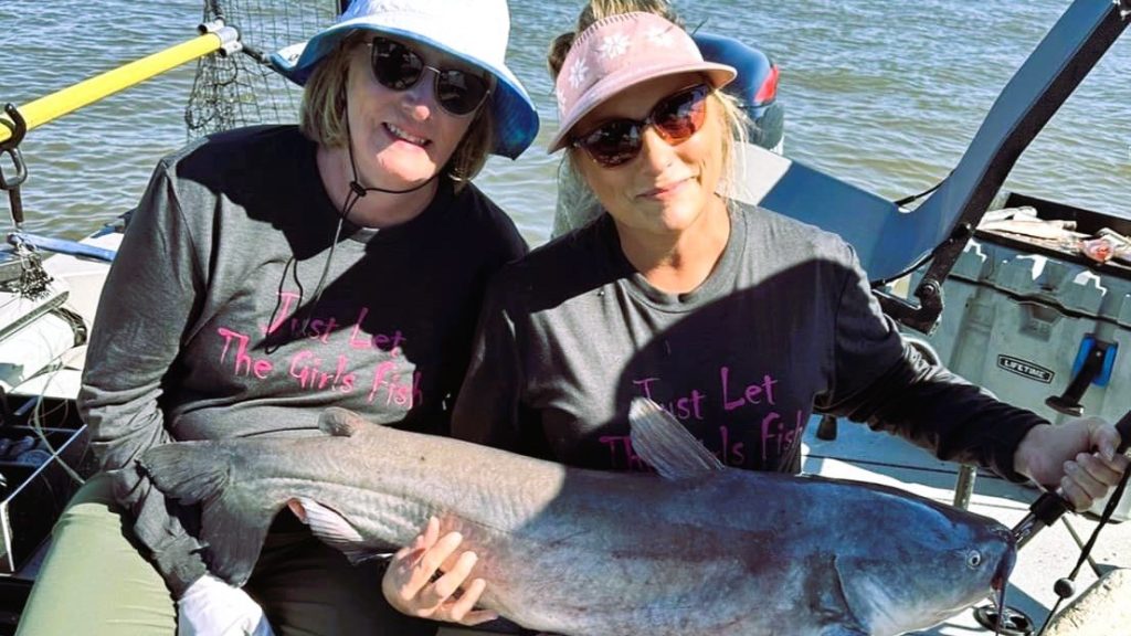 catfish, tournament, Mississippi River, David Magness, Selena Magness, Silvia Powers, Ketih Powers, BnM Fishing, SeaArk, blue cat, Mississippi River Catfish Trail