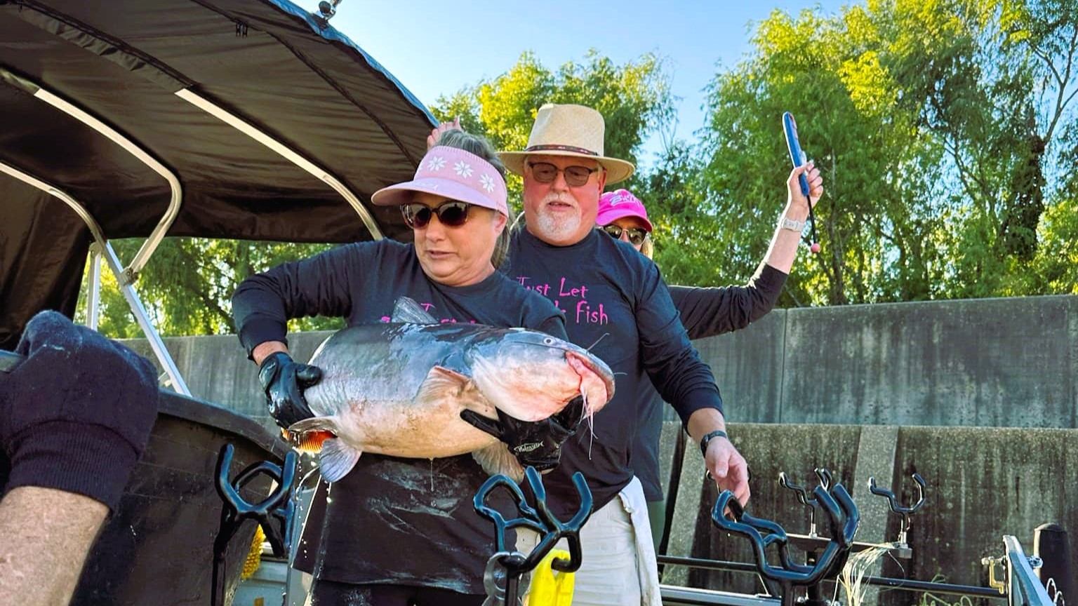 catfish, tournament, Mississippi River, David Magness, Selena Magness, Silvia Powers, Ketih Powers, BnM Fishing, SeaArk, blue cat, Mississippi River Catfish Trail