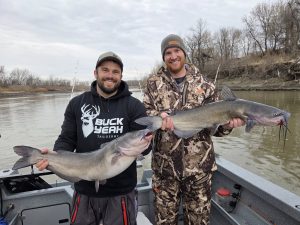 Josh and Devin enjoyed a fast bite. A timer helped them make sure they didn’t go more than 15 minutes without a fish before moving. Their guide kept hitting reset with every fish to not waste time.