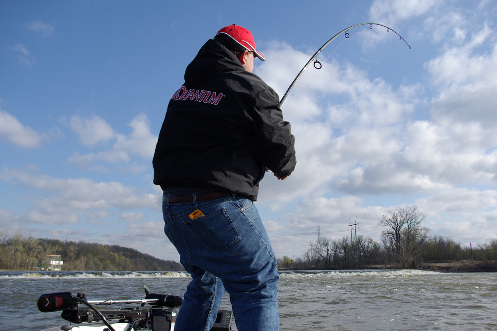 Catfish Basics: Hooked Up? Here’s What to Do Next! Story and Photo by Keith “Catfish” Sutton